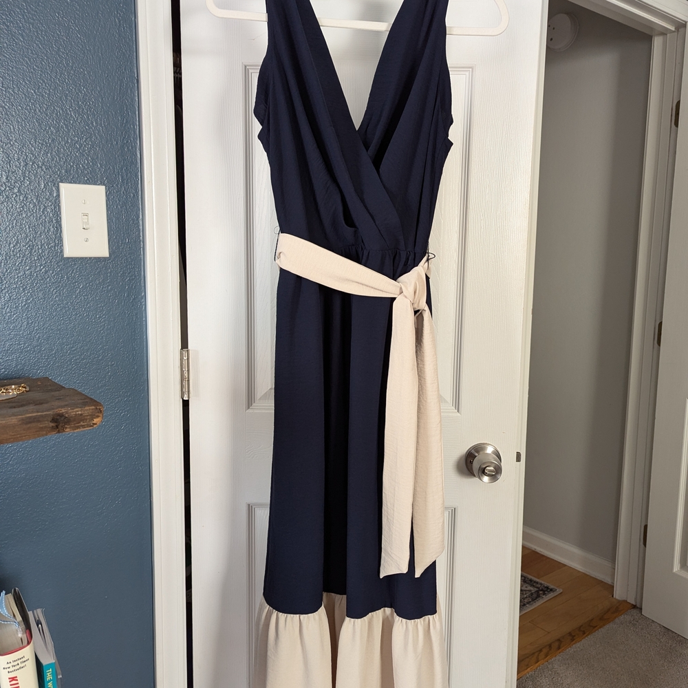 Elegant Navy and Cream Dress